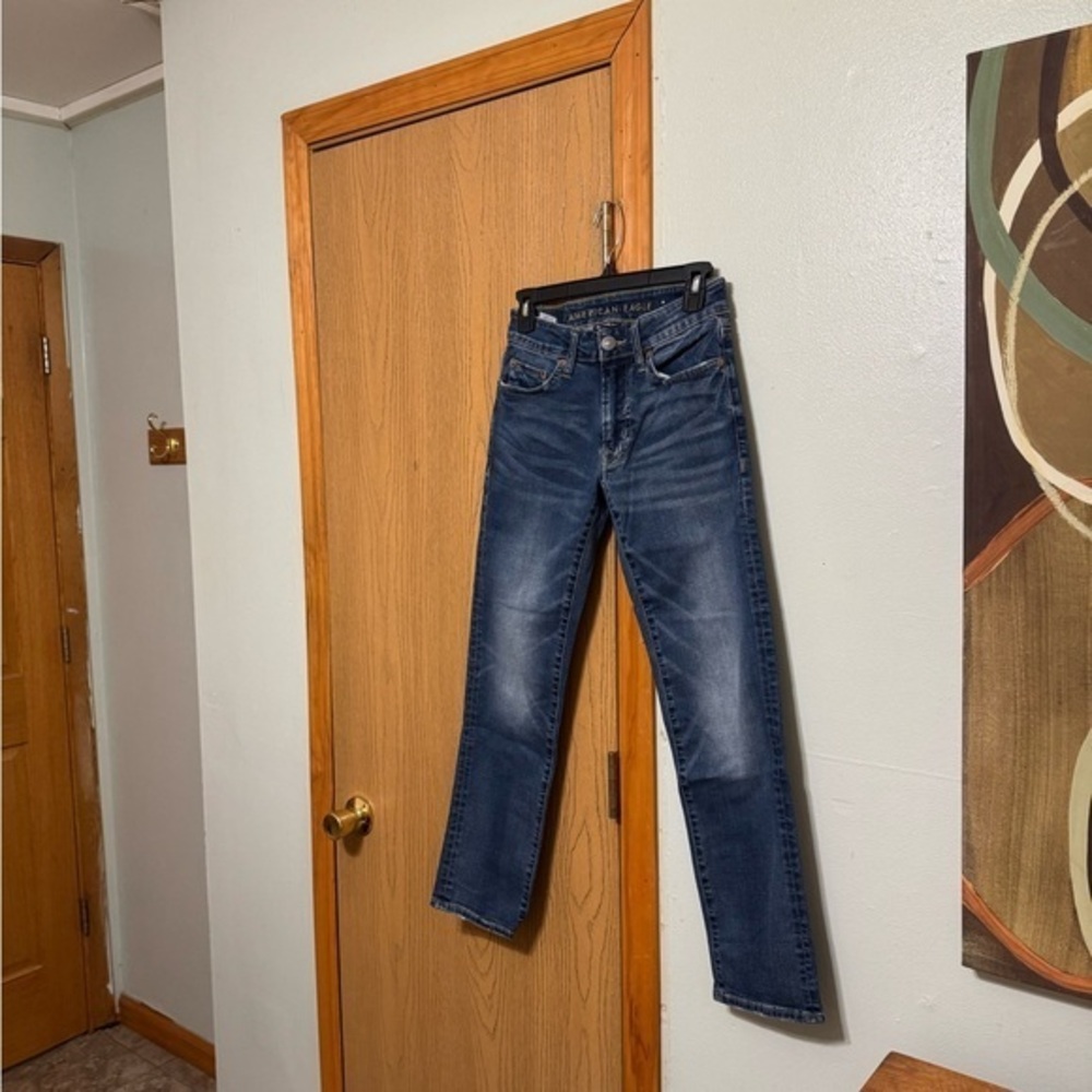 American Eagle "Next Level Flex" Size 26x28 Medium Wash Slim/Straight Jeans